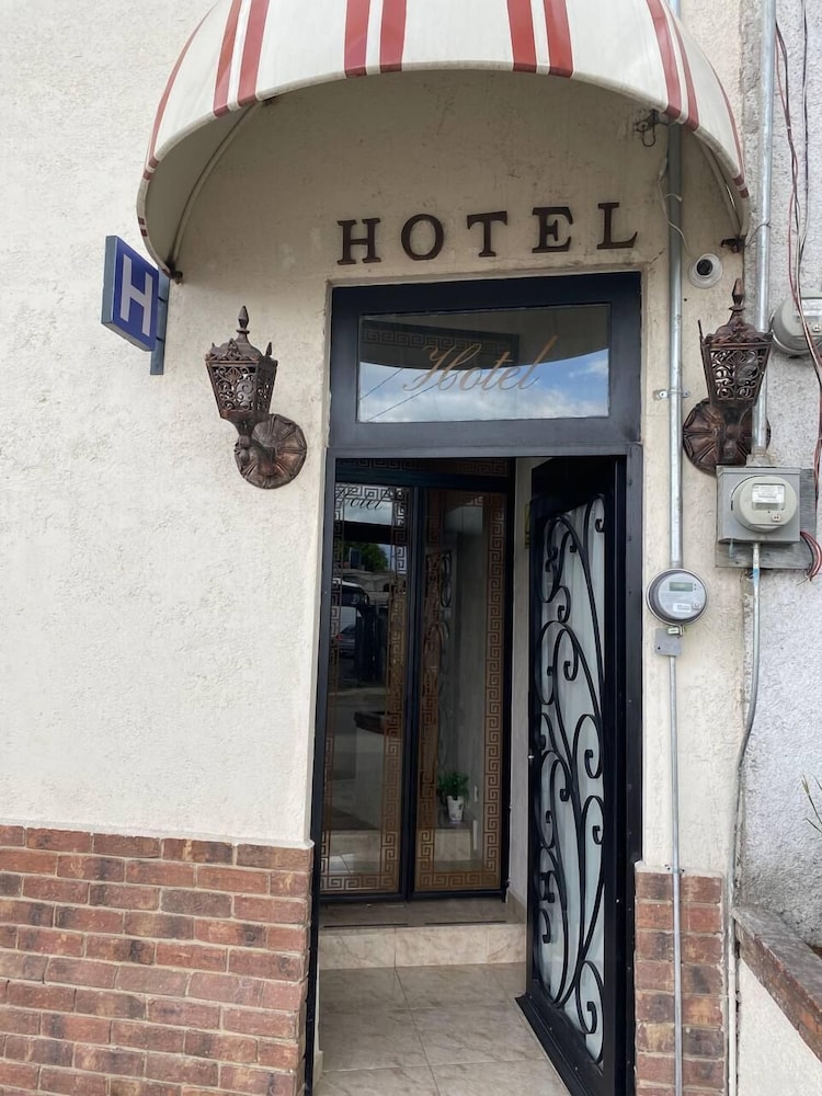 Hotel Central Pirámides — hotel in San Martin De Las Piramides