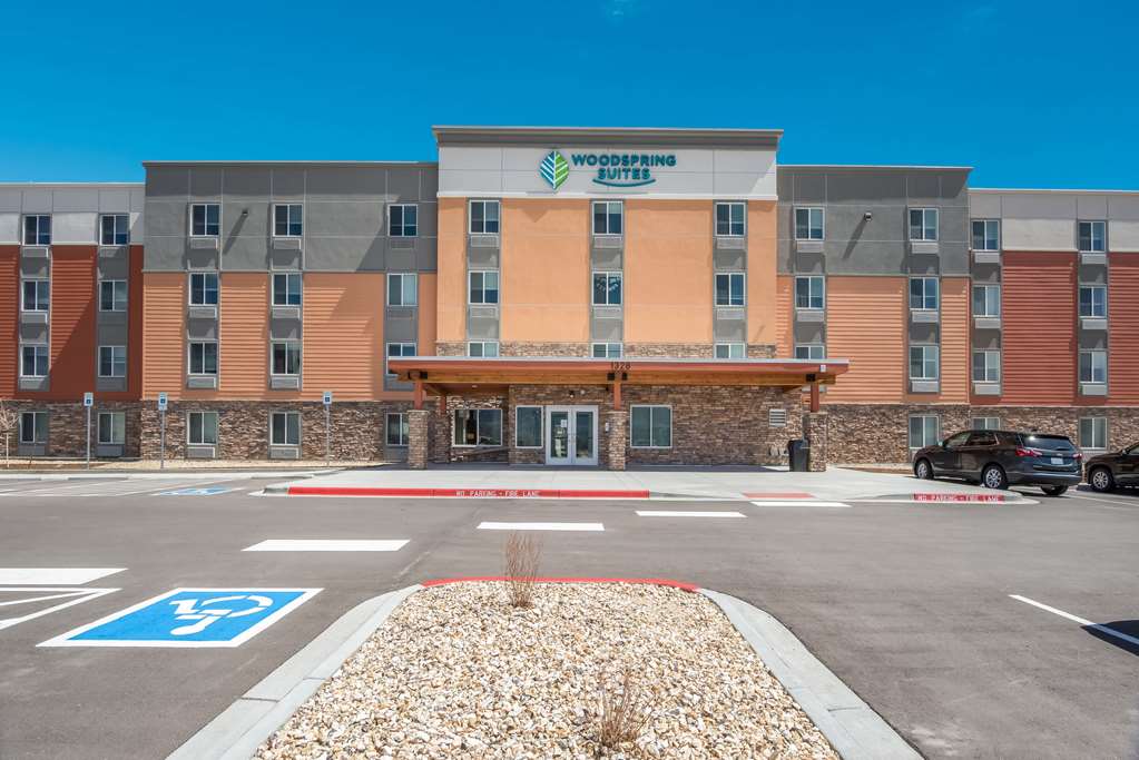 WoodSpring Suites Colorado Springs North Air Force Academy - photo 2