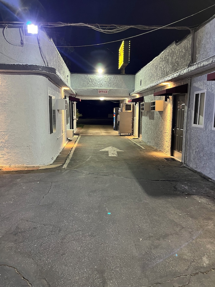 Griffith Park Motel LA Hollywood Area - photo 21