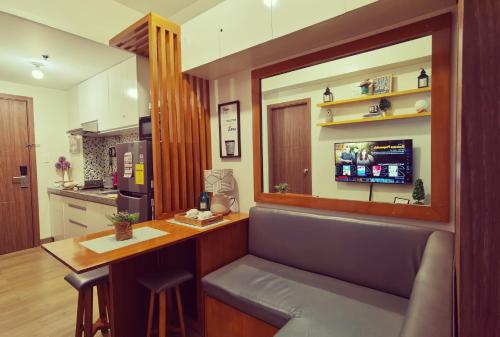 Condominium at Spring Residences near Airport — 4-Star Luxury Hotel in Manila, Philippines
