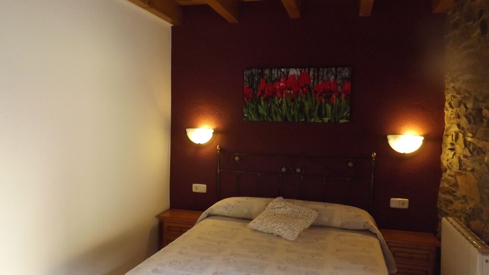 Apartaments Turistics Cal Ferrer — Fogars De Montclus — photo 2