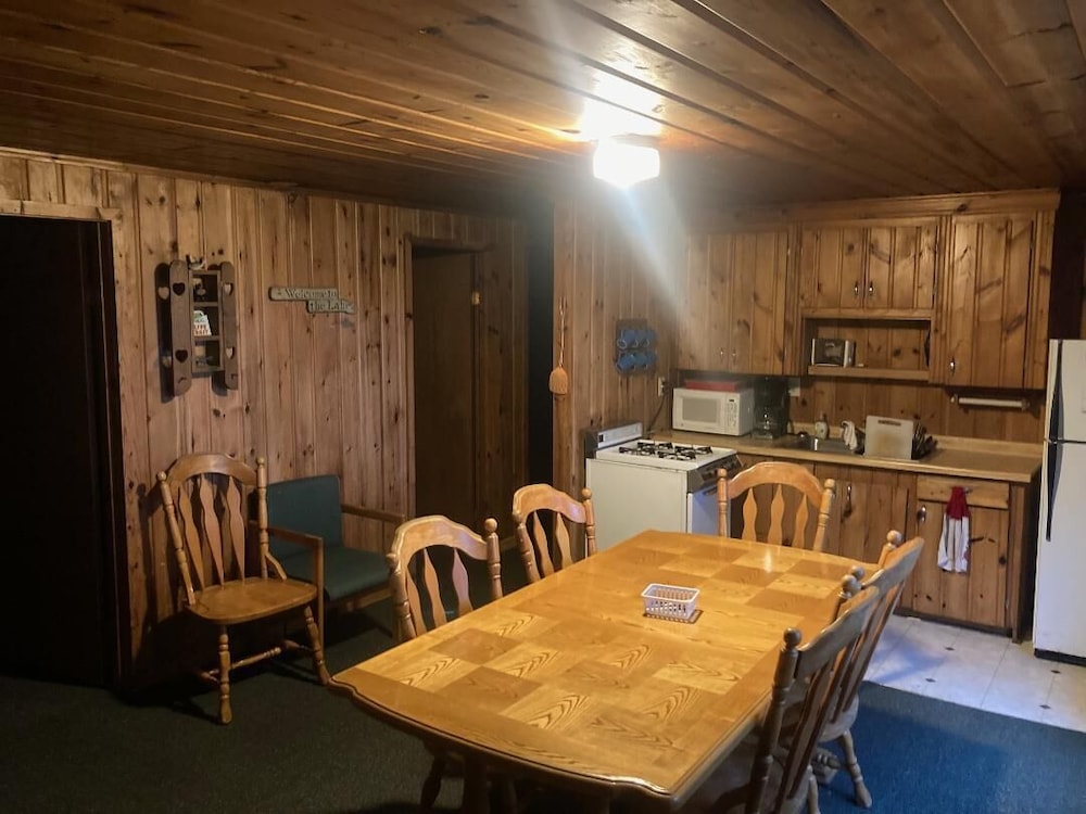 Pleasant Ridge Resort — hotel in Menahga