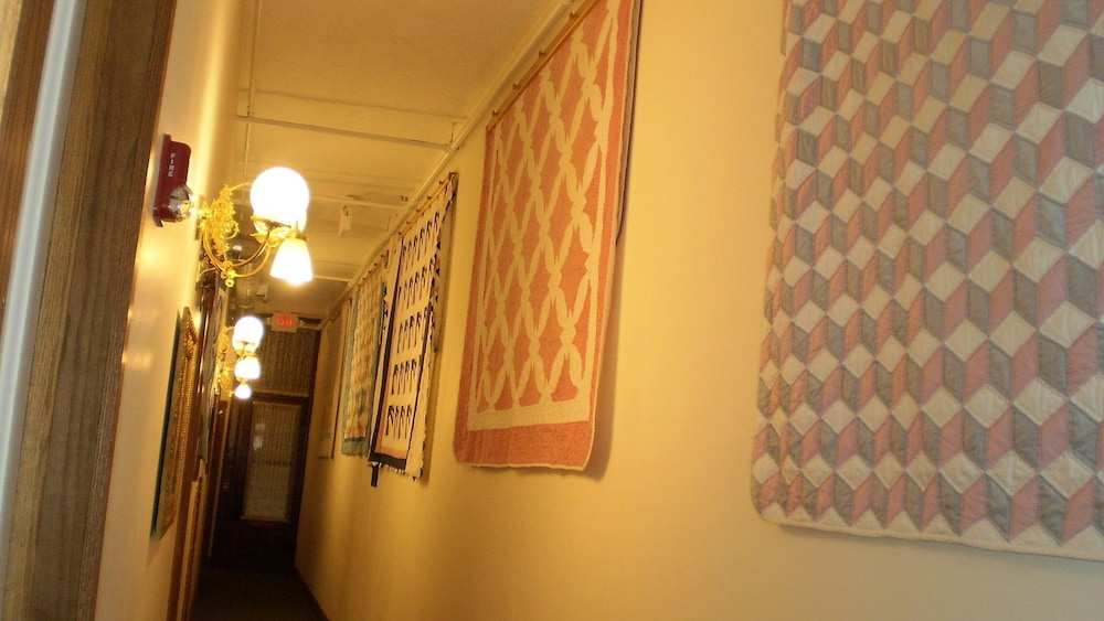 Hotel Millersburg - photo 71