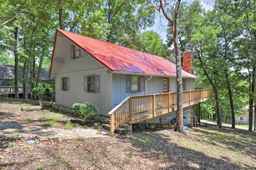 Beautiful Home With Mountain View Deck Smart Tv 17951579 — Pine Mountain