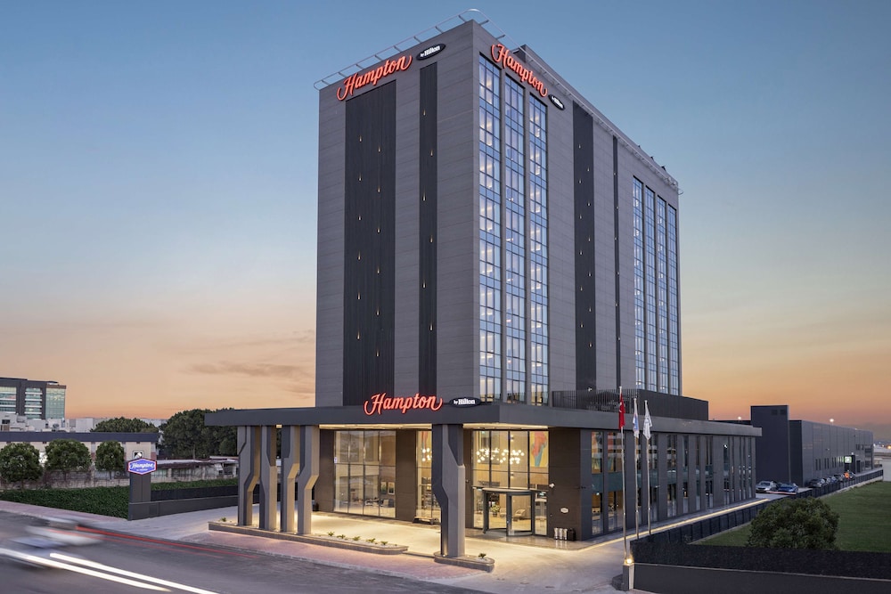 Hampton by Hilton Antalya Airport — 4-Star Luxury Hotel in Antalya, Turkey