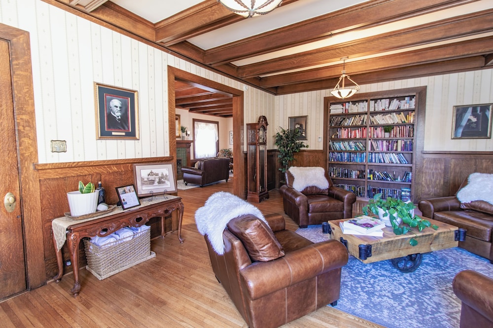 Historic GG Barnum Mansion by Heirloom Boutique Collection - photo 58