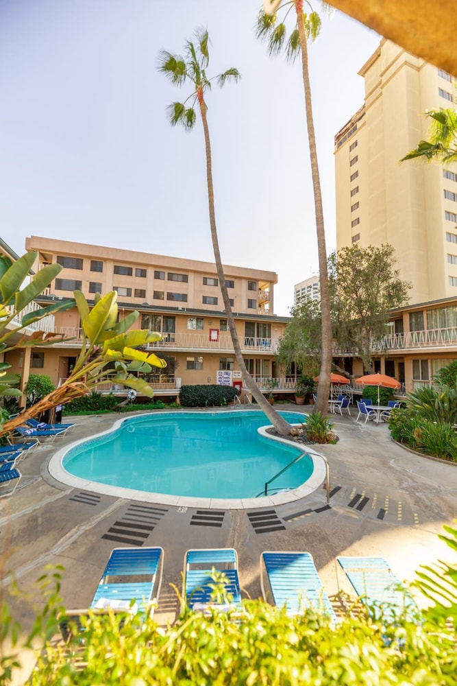 Cal Mar Hotel Suites - photo 12