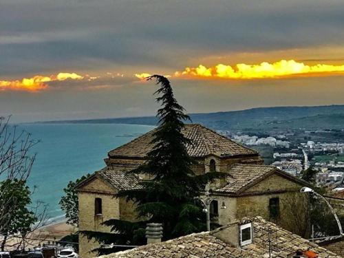 VASTO centro Alloggio 1 2 3 — 4-Star Luxury Hotel in Vasto, Italy