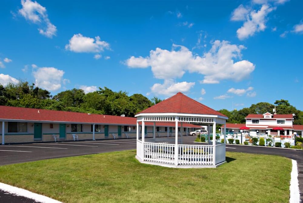 Economy Motel Inn & Suites - photo 22