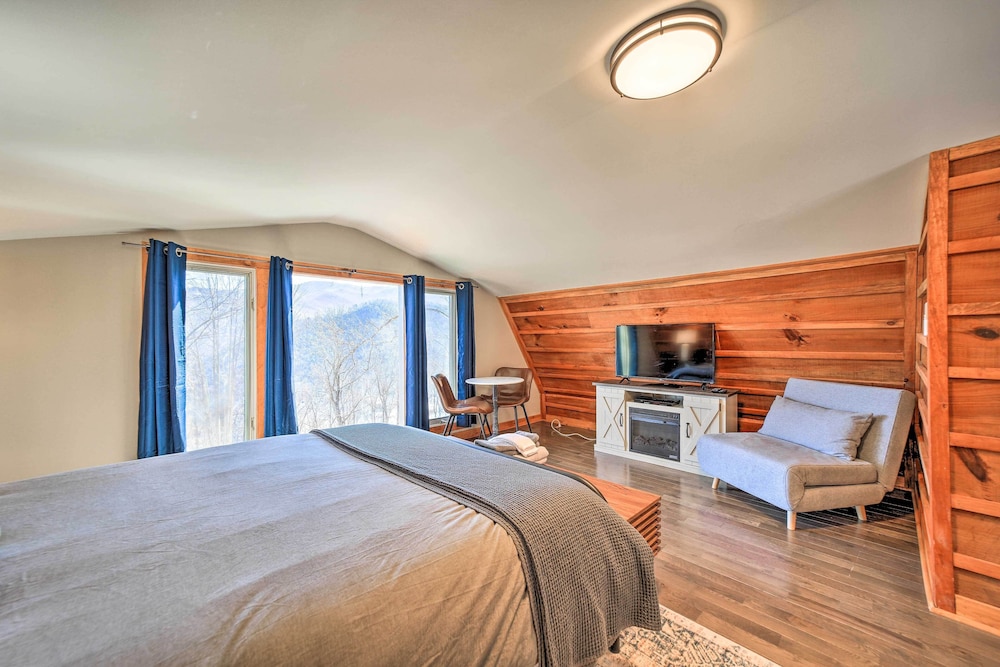 Blue Sky Cottage Romantic Retreat W Mtn Views 17402999 — Canton