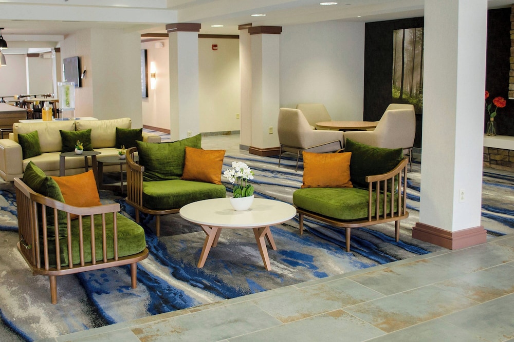 Fairfield Inn & Suites by Marriott Hazleton - photo 3
