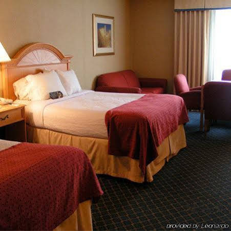 Caribbean Cove Hotel and Water Park - photo 2