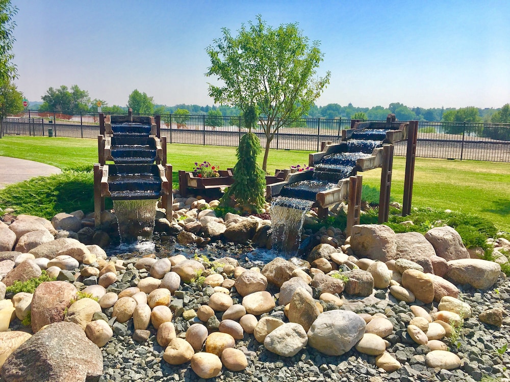 Staybridge Suites Great Falls by IHG - photo 117