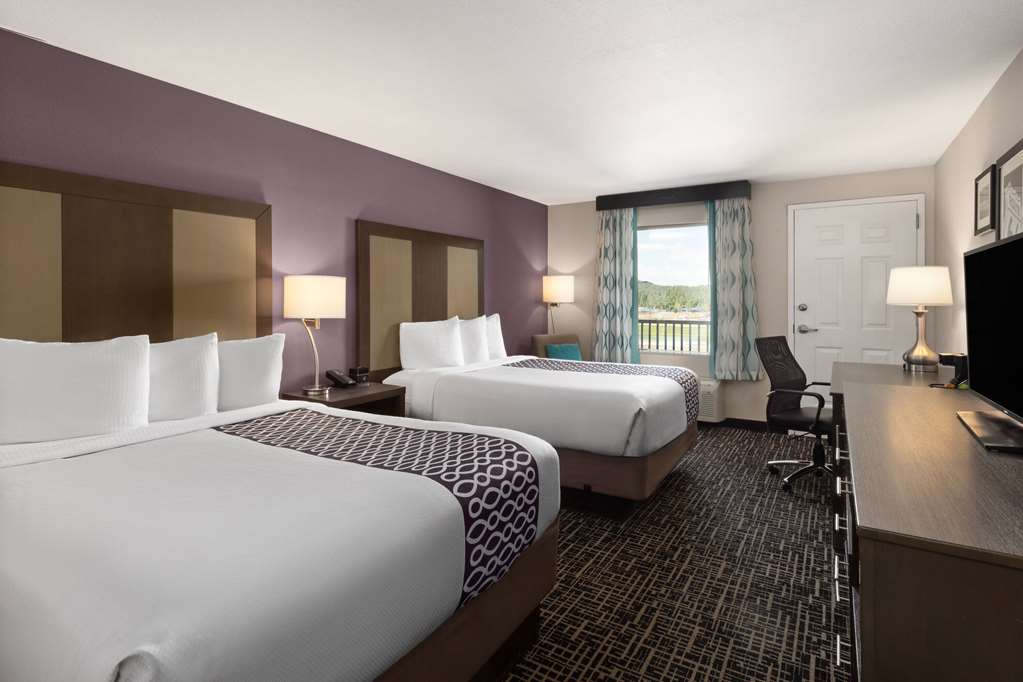 La Quinta Inn & Suites by Wyndham Williams Grand Canyon Area - photo 21