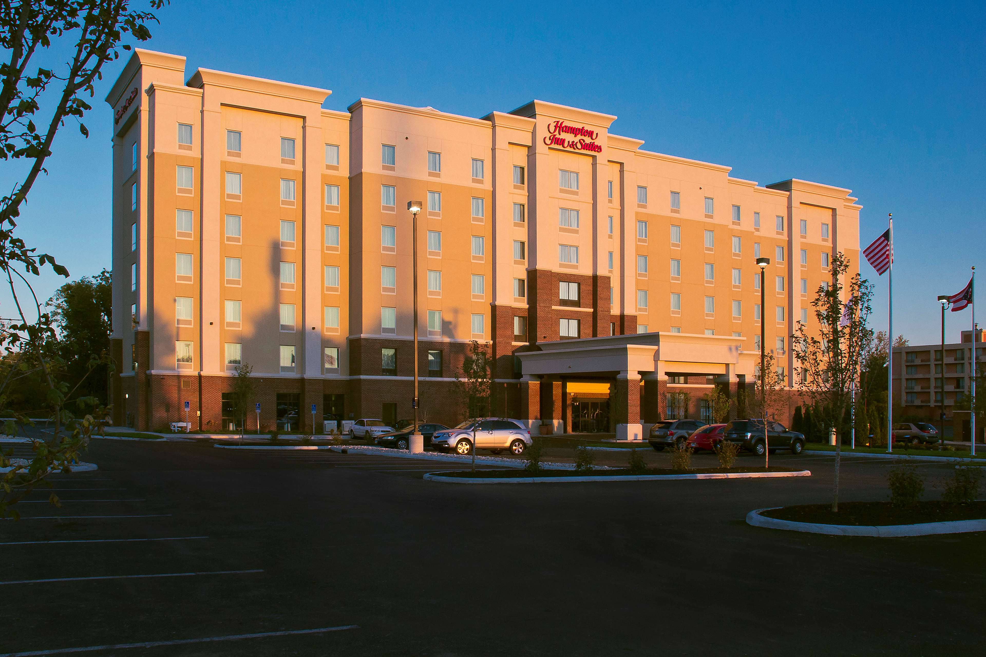 Hampton Inn & Suites Columbus University Area - photo 5