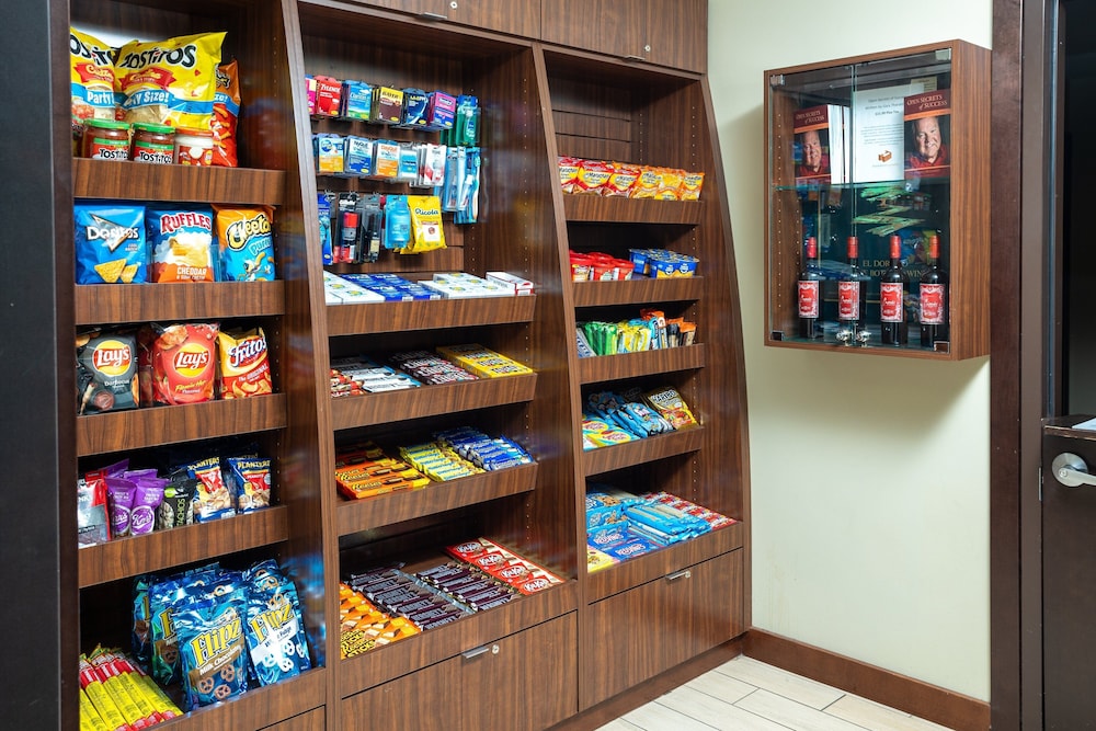 Staybridge Suites Sacramento Folsom by IHG - photo 32