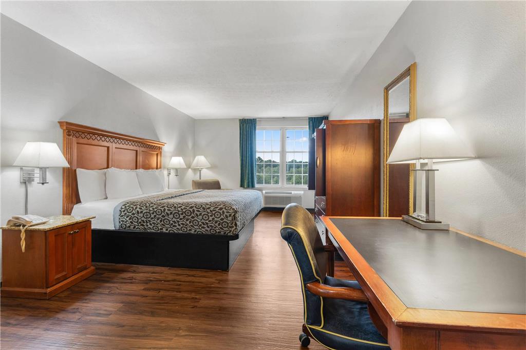 Days Inn by Wyndham Madisonville - photo 30