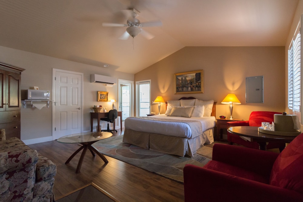 Grass Valley Courtyard Suites - photo 9
