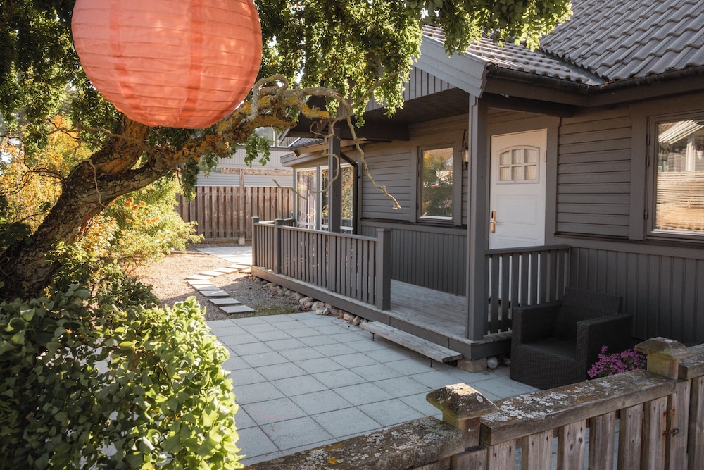 Ahus House Near Beach 100 m Golf 3 km Family Stay — 4-Star Luxury Hotel in Ahus, Sweden