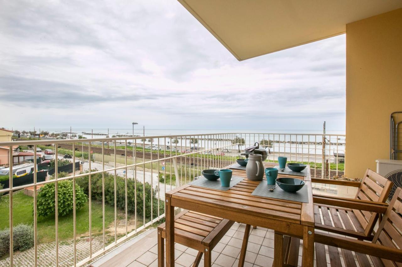 NonSoloMare — 4-Star Luxury Hotel in Marina Di Montemarciano, Italy