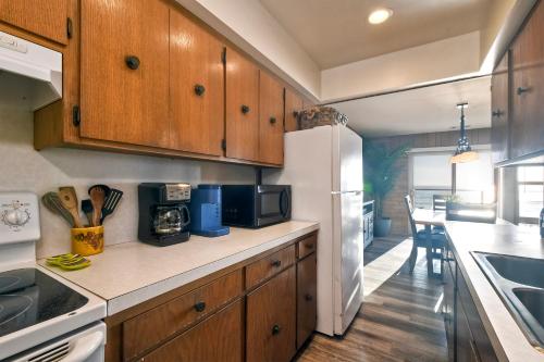 Oceanfront Getaway Ocean Views Fire Pit BBQ Beach Access