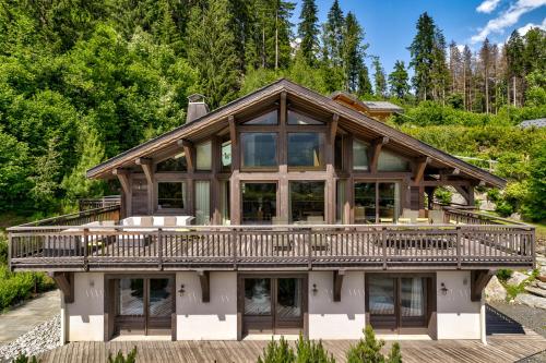 Chalet Le Favre — 4-Star Luxury Hotel in Chamonix-Mont-Blanc, France