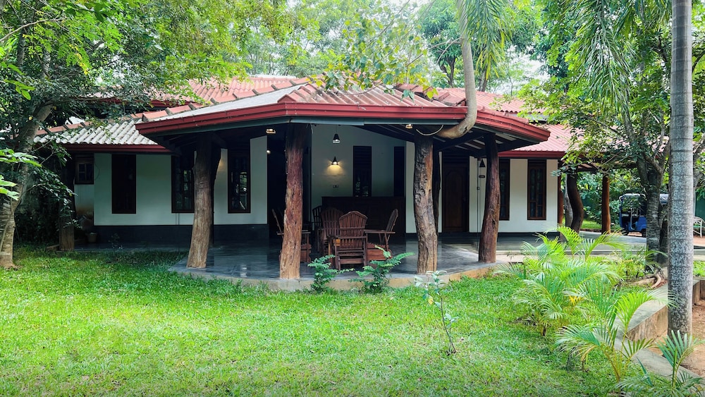 Kingfisher Resort & Retreat Sigiriya in Sigiriya, Sri Lanka