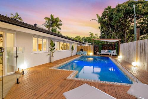 City Haven A Slice Of Paradise 4br Pool And Dog Friendly — Cairns North