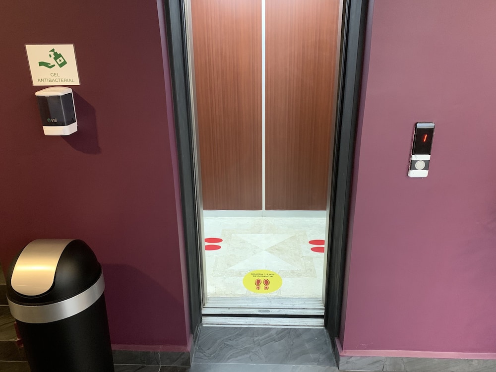 Elevator
