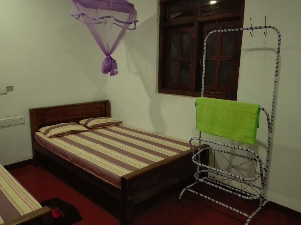 Mango shade - carbon neutral hotel in Ratnapura