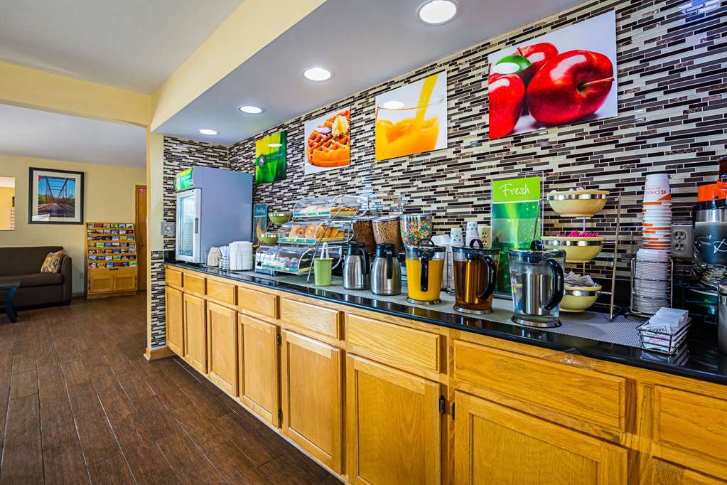 Quality Inn & Suites Greensburg I 74 - photo 28