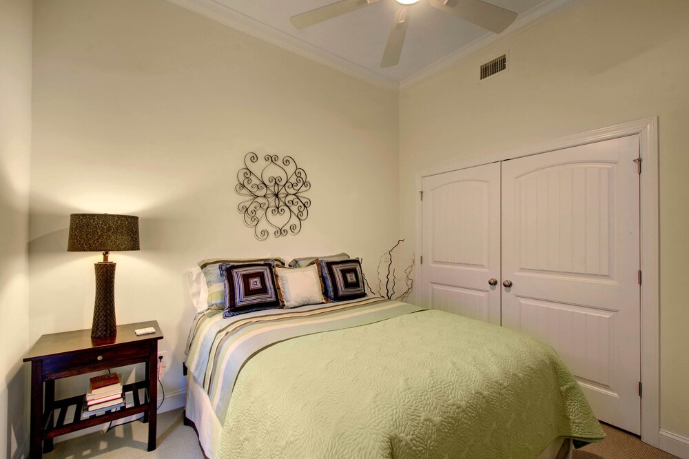 400 Ocean Blvd. #1206 by Hodnett Cooper - photo 8