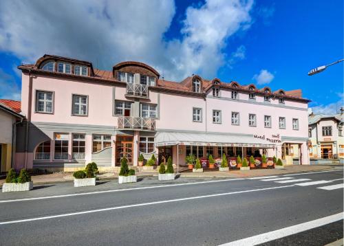 Hotel Pizzeria Istria in Velke Losiny, Czech Republic
