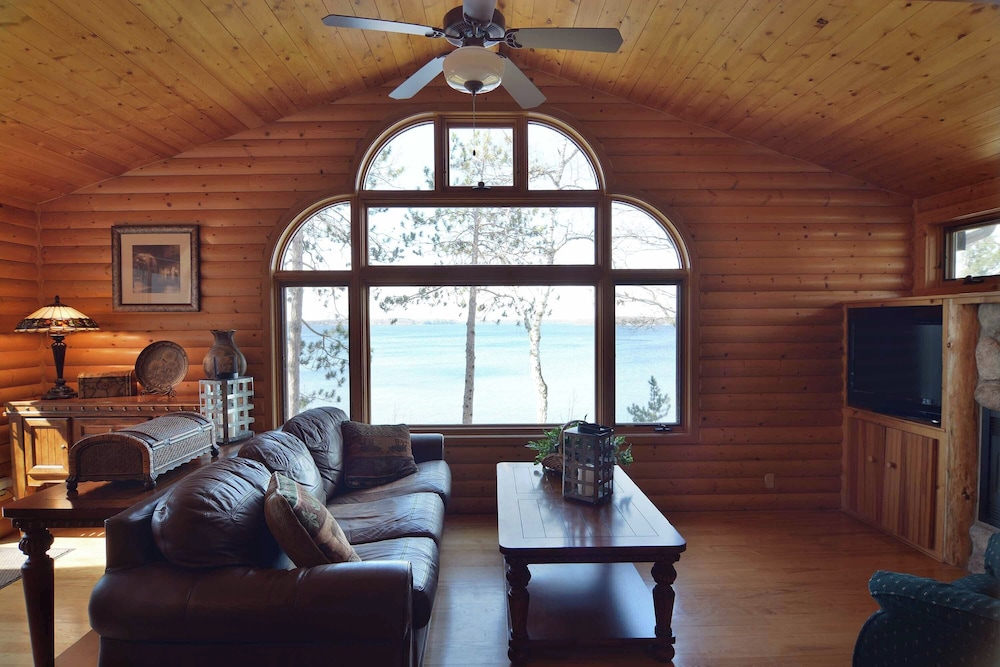 Sunset Shores Retreat - photo 11