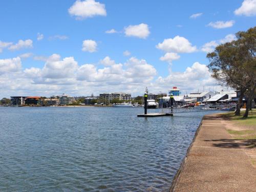 Maui Unit 6 — Mooloolaba — photo 2