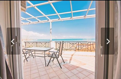 Κatakolo Luxury Seaside House & Garden — 4-Star Luxury Hotel in Pyrgos, Greece