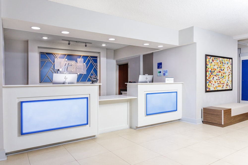 Holiday Inn Express & Suites Jacksonville Atlantic Beach by IHG - photo 45
