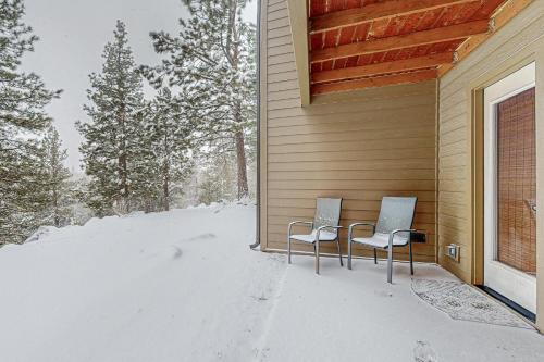 Tranquil Pines at Seventh Mountain — 4-Star Luxury Hotel in Bend, United States