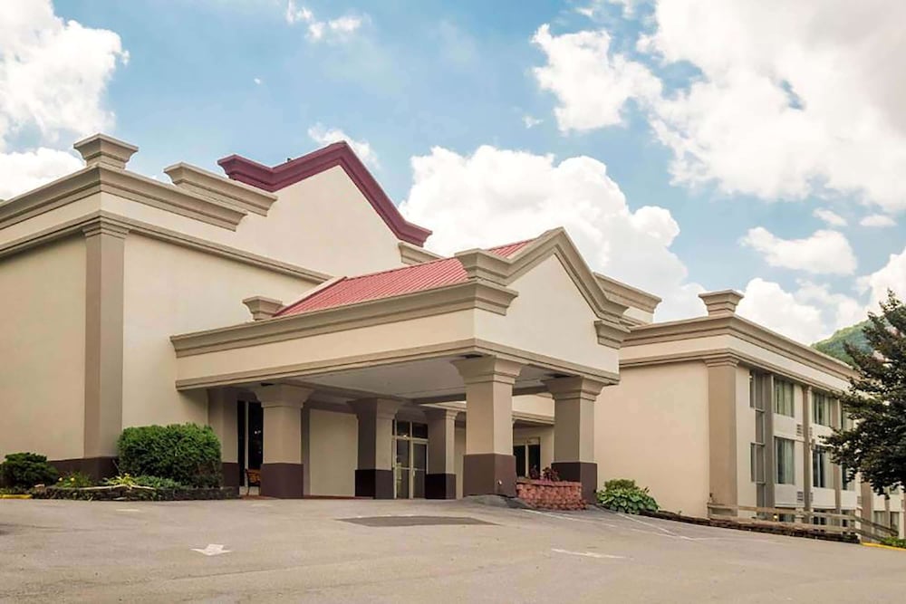 Days Inn by Wyndham Williamsport - featured photo