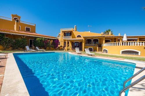 Villa Sobreiro — 4-Star Luxury Hotel in Albufeira, Portugal