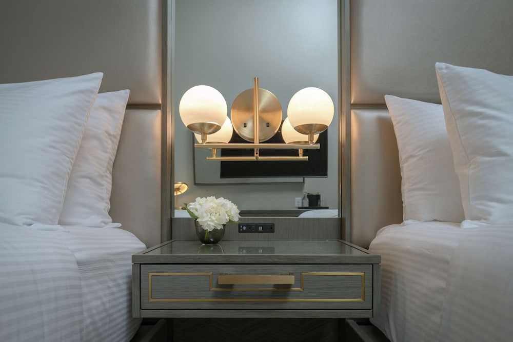 Tulsa Club Hotel Curio Collection by Hilton - photo 20