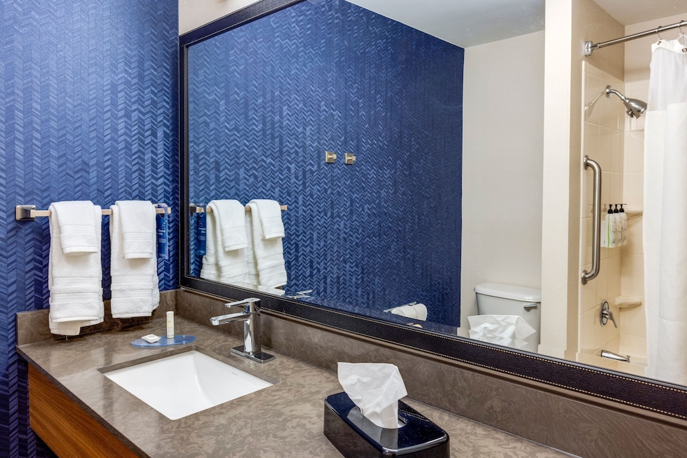 Fairfield Inn & Suites by Marriott Edmond - photo 15