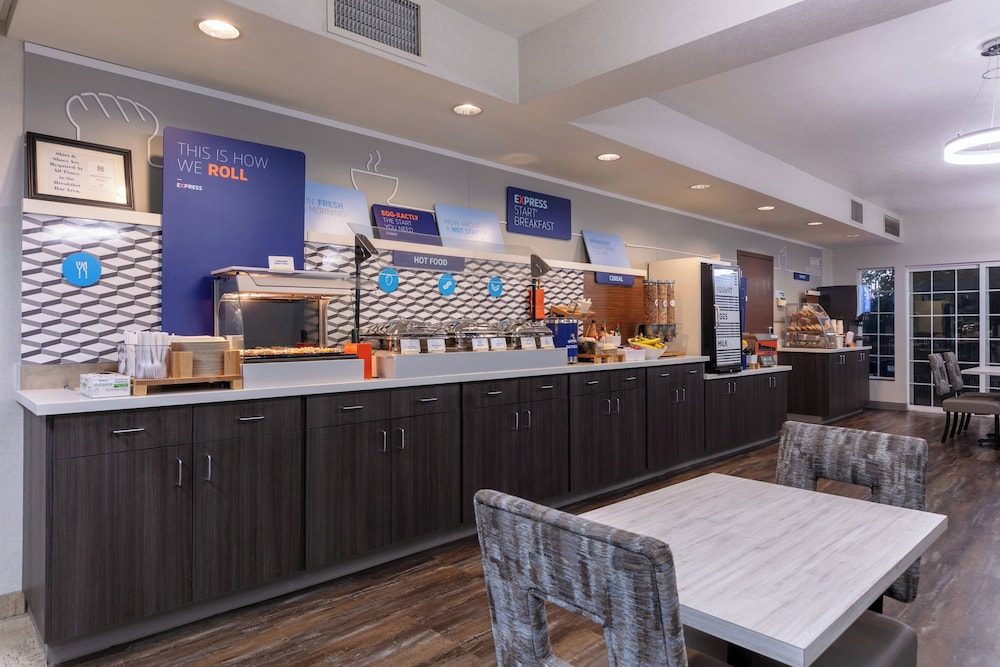 Holiday Inn Express Spokane Valley by IHG - photo 57