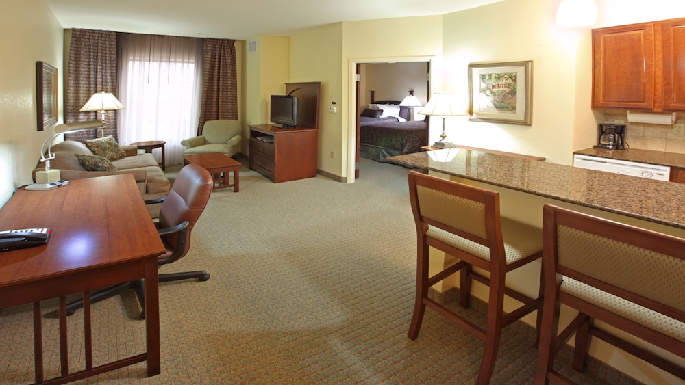 Staybridge Suites Hot Springs by IHG - photo 7
