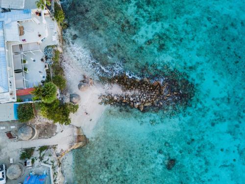 Waterside Apartments — 4-Star Luxury Hotel in Willemstad, CURAÇAO