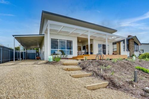 7 Passatt St Encounter Bay in Encounter Bay, Australia