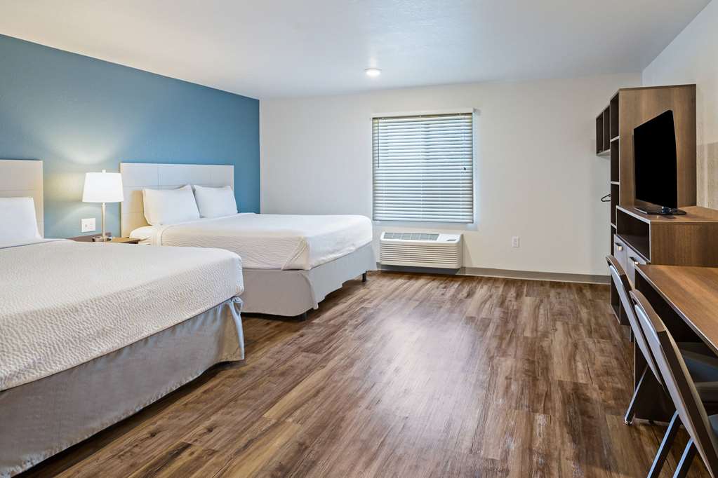 WoodSpring Suites Davenport Quad Cities - photo 12