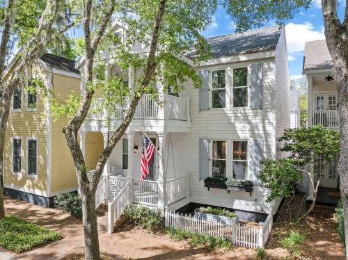 Haile Village Hideaway 3 Beds With Crib And Hot Tub Near Uf — Gainesville