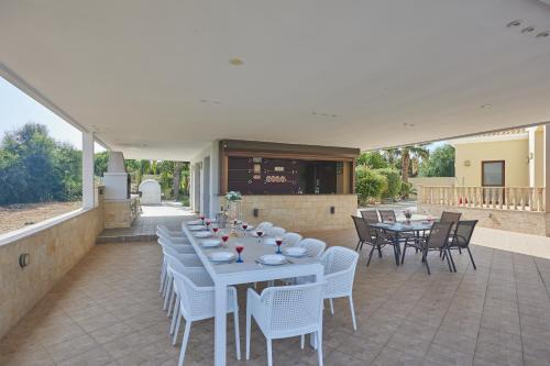 Protaras Holiday Villa Pa7 Private 7 Bedroom villa