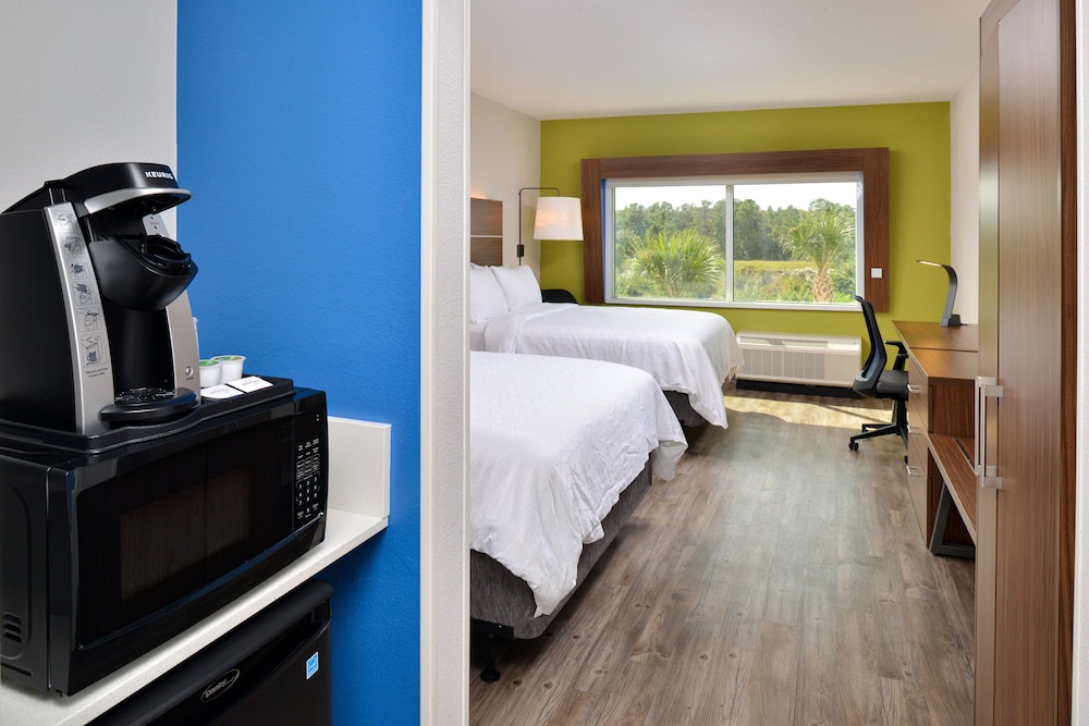 Holiday Inn Express Orlando South Park by IHG - photo 15